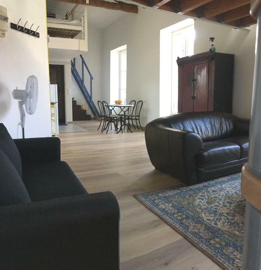 Beau Meuble Centre Historique Apartment Бордо Екстериор снимка